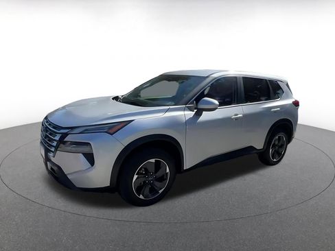 Used 2025 Nissan Rogue SV FWD image 7