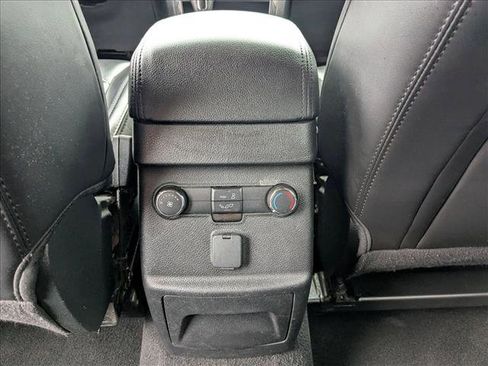 Used 2019 Ford Explorer XLT w/ Equipment Group 202A image 18