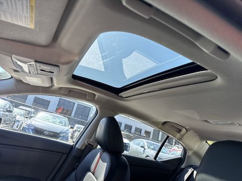 New 2025 Nissan Sentra SR w/ SR Premium Package FWD image 24