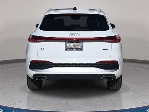 New 2025 Audi Q5 Premium image 4