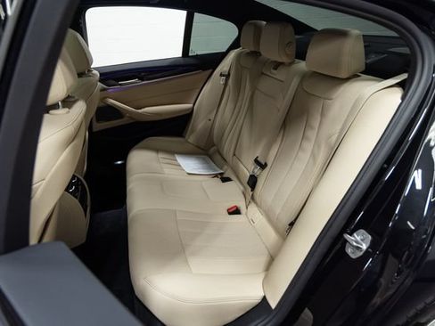 Used 2022 BMW 530i xDrive w/ Premium Package AWD/4WD image 24