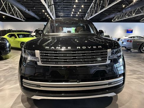 Used 2023 Land Rover Range Rover SE AWD/4WD image 8