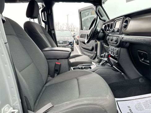 Used 2020 Jeep Wrangler Unlimited Sport S image 21