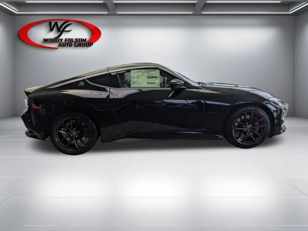 New 2026 Nissan Z Performance w/ Floor Mat Package RWD image 3