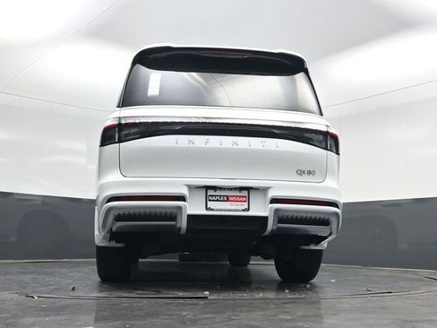 New 2026 INFINITI QX80 Luxe RWD image 54