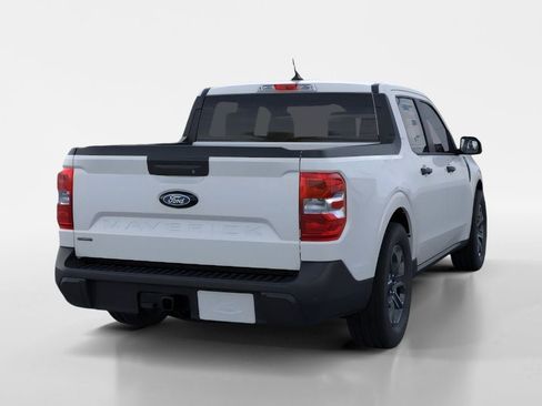 New 2026 Ford Maverick XLT w/ XLT Luxury Package FWD image 7