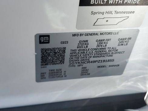 Certified 2023 Cadillac XT5 Premium Luxury w/ LPO, Floor Liner Package FWD image 32