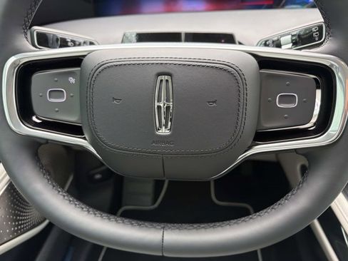 New 2026 Lincoln Nautilus Reserve image 27