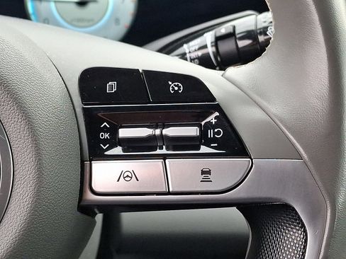 Certified 2023 Hyundai Elantra SEL w/ Convenience Package image 22