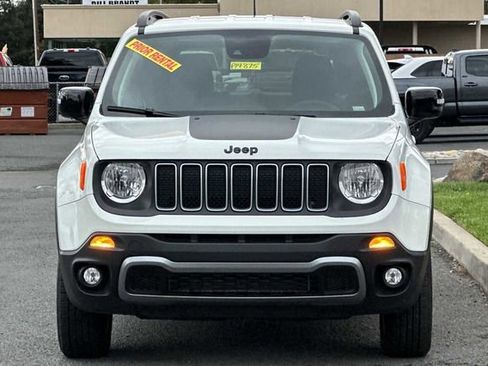 Used 2023 Jeep Renegade Latitude image 6