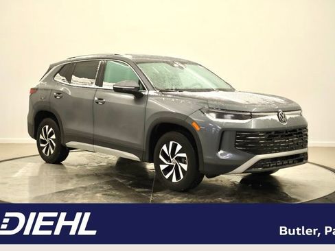 New 2026 Volkswagen Tiguan S AWD/4WD image 1