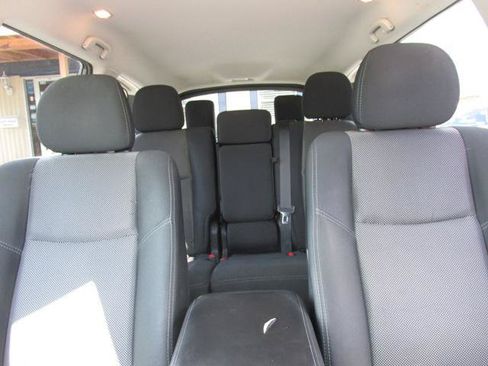Used 2019 Nissan Pathfinder SV AWD/4WD image 11