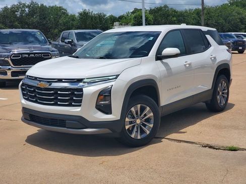 Used 2026 Chevrolet Equinox LT FWD image 31