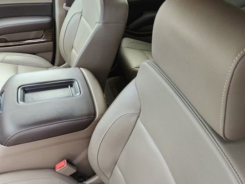 Used 2018 Chevrolet Tahoe LT w/ Luxury Package image 21