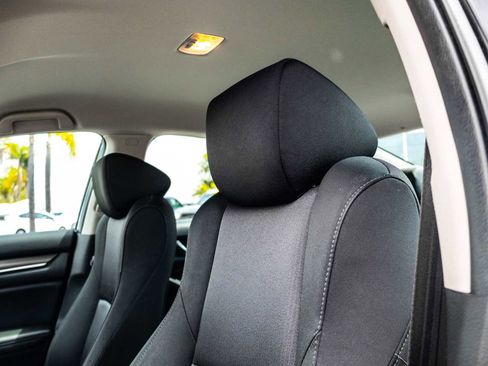 Used 2019 Honda Accord LX image 15