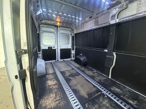 Used 2023 RAM ProMaster 2500 image 31