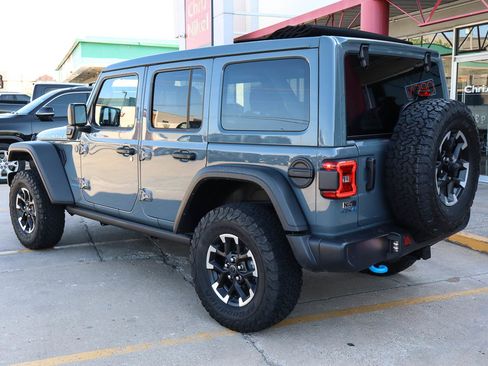 Used 2025 Jeep Wrangler Unlimited Rubicon 4xe w/ Safety Group image 6