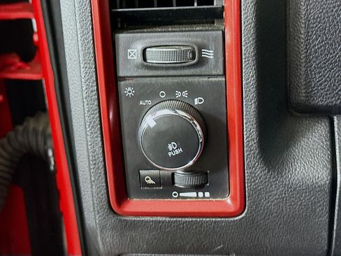 Used 2017 RAM 1500 Rebel w/ Luxury Group AWD/4WD image 16