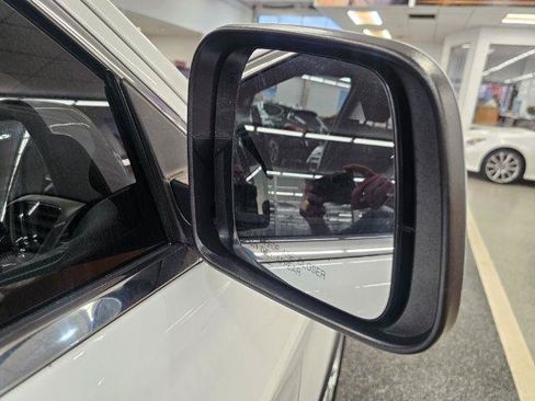 Used 2020 Jeep Grand Cherokee Laredo AWD/4WD image 33