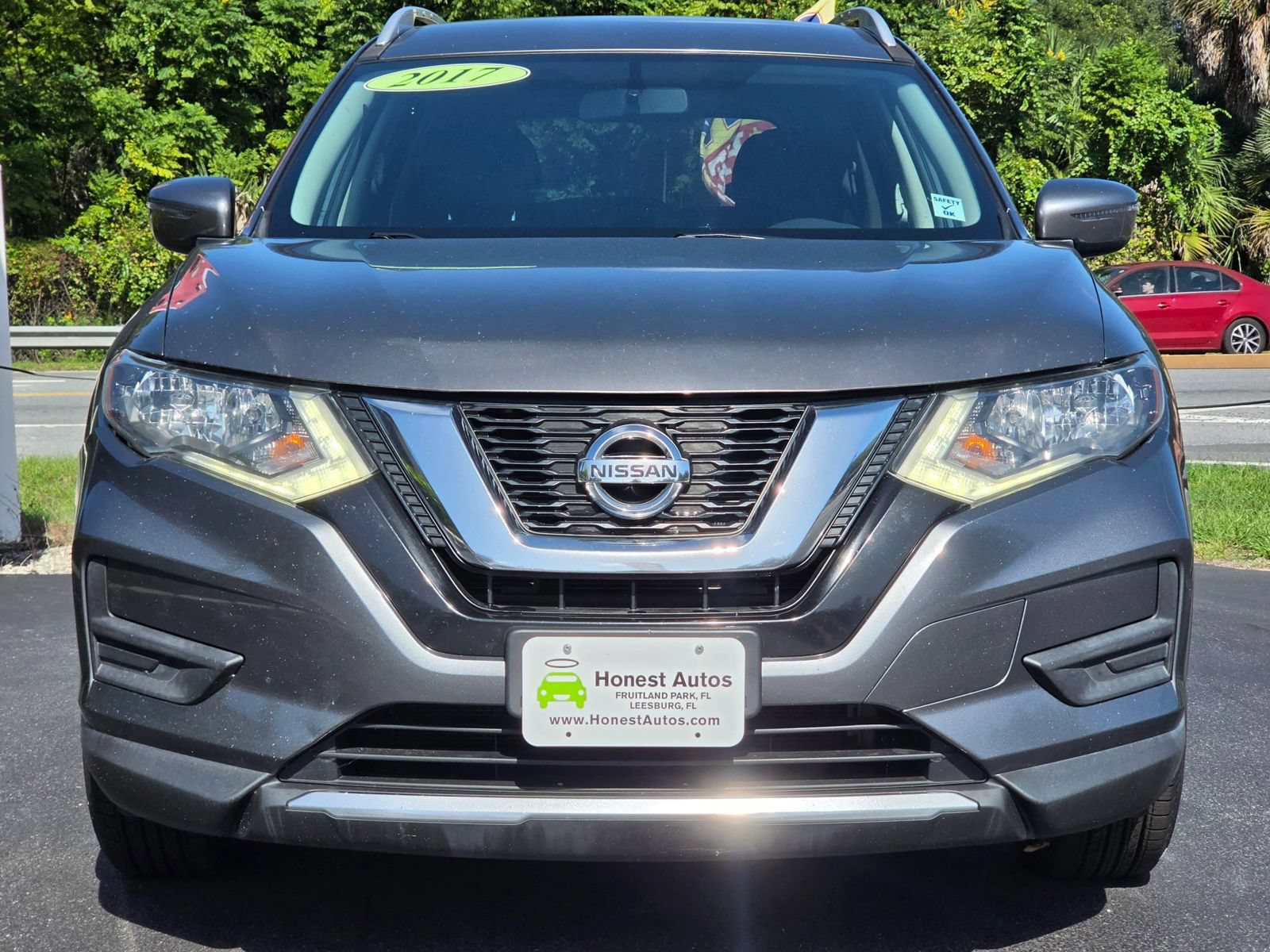 Used 2017 Nissan Rogue S w/ S Appearance Package FWD image 2