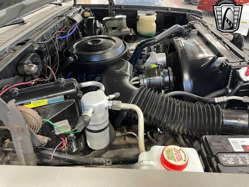 Used 1989 GMC Jimmy 4WD image 10