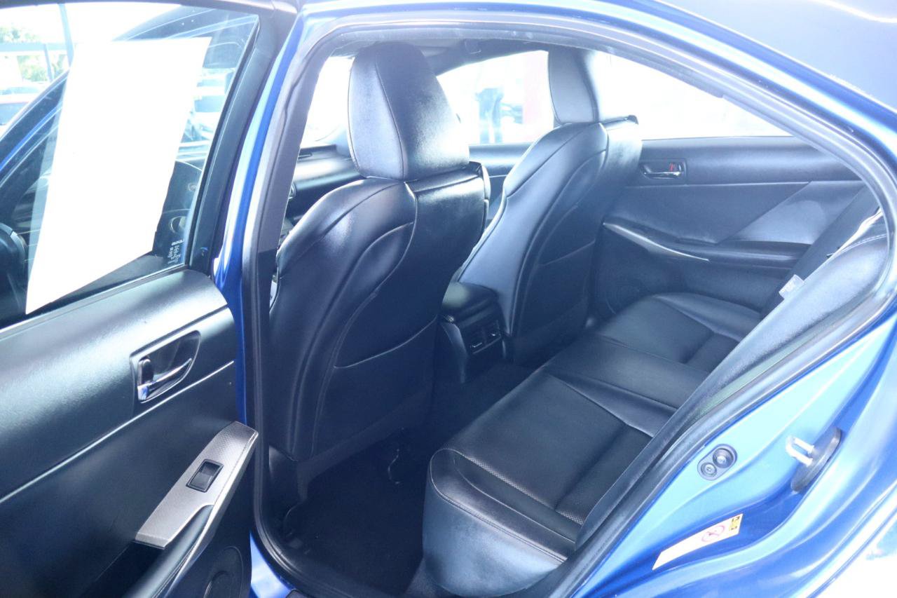 Used 2016 Lexus IS 300 AWD w/ F Sport Package image 31