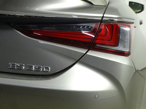 Used 2019 Lexus ES 350 F Sport w/ Accessory Package 2 image 47