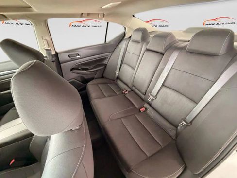 Used 2022 Nissan Altima 2.5 SV w/ SV Premium Package AWD/4WD image 13