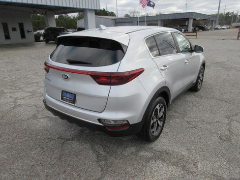 Used 2020 Kia Sportage LX image 5