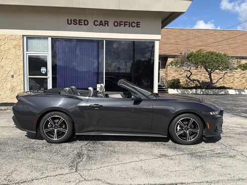 Used 2024 Ford Mustang Premium RWD image 2