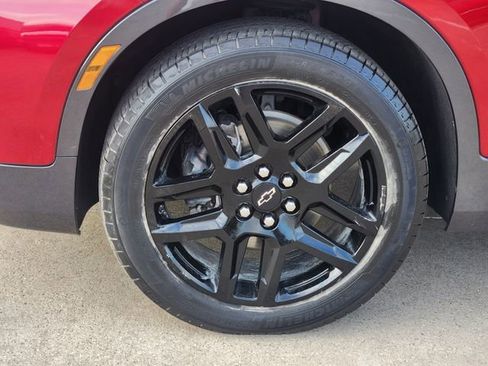 Used 2023 Chevrolet Blazer Premier w/ Driver Confidence II Package FWD image 17