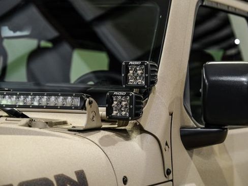 Used 2024 Jeep Wrangler Unlimited Rubicon w/ Technology Group AWD/4WD image 32