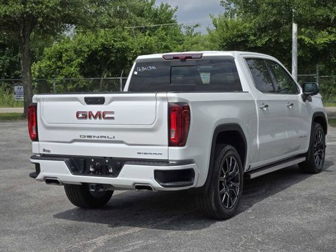 Certified 2023 GMC Sierra 1500 Denali w/ Technology Package AWD/4WD image 7