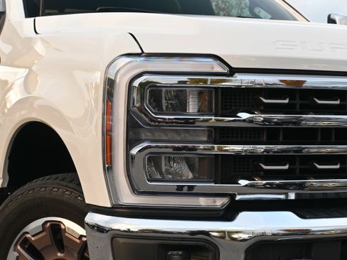 Used 2023 Ford F350 King Ranch w/ Chrome Package image 26