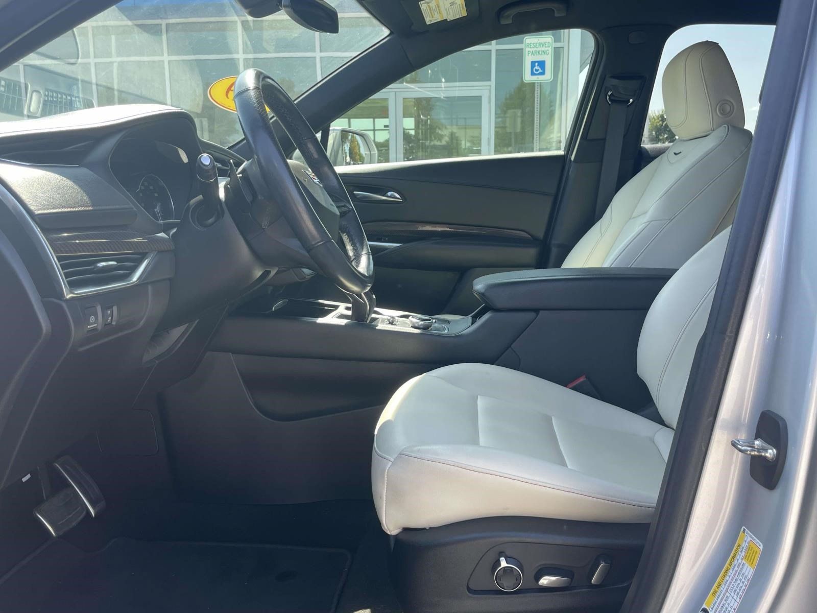 Used 2019 Cadillac XT4 Sport FWD image 13