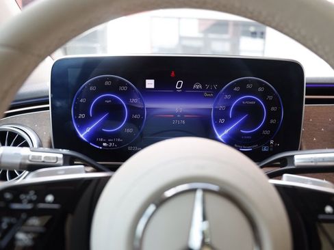 Used 2023 Mercedes-Benz EQS 450+ SUV image 27