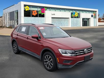 Certified 2019 Volkswagen Tiguan SE w/ Panoramic Sunroof Package