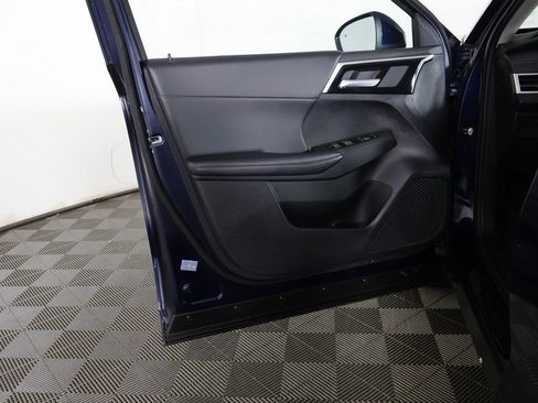 Used 2024 Mitsubishi Outlander SE image 25