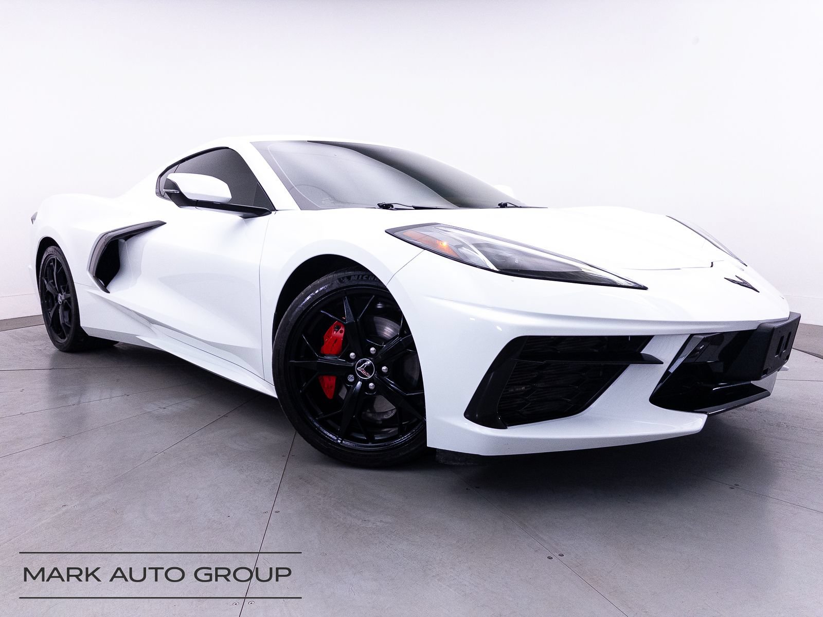 Used 2021 Chevrolet Corvette Stingray Premium Cpe w/ 3LT RWD image 1