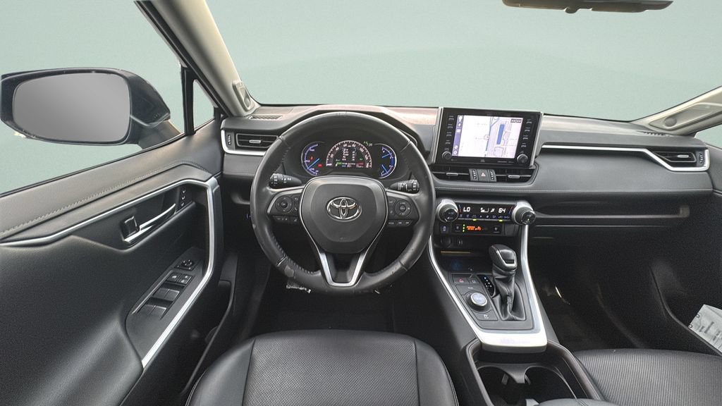 Used 2019 Toyota RAV4 Limited AWD/4WD image 12