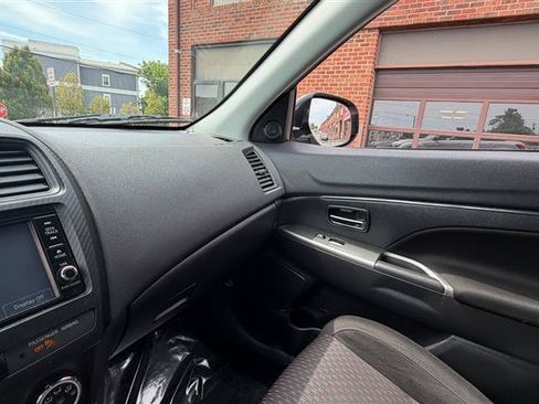 Used 2019 Mitsubishi Outlander Sport ES FWD image 35
