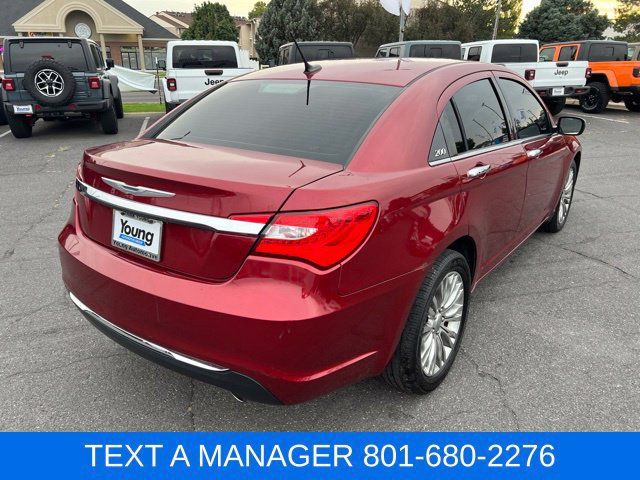 Used 2013 Chrysler 200 Limited FWD image 5