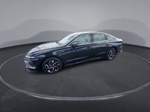 Used 2025 Hyundai Sonata SEL FWD image 5