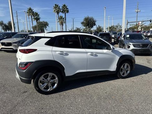 Used 2023 Hyundai Kona SEL image 2
