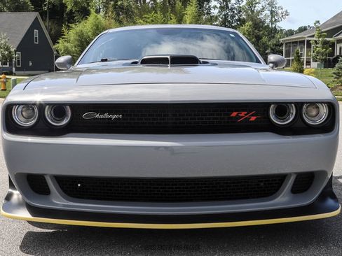 Used 2021 Dodge Challenger R/T Scat Pack RWD image 13