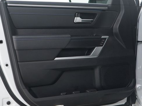 Used 2023 Toyota Tundra Platinum image 21