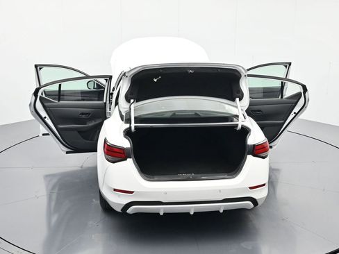 Used 2024 Nissan Sentra SV FWD image 44