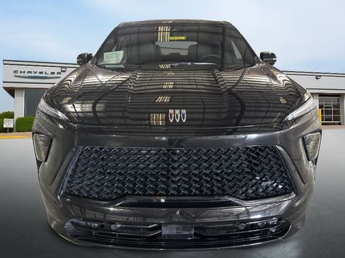 Used 2025 Buick Enclave Sport Touring w/ Power Package image 8