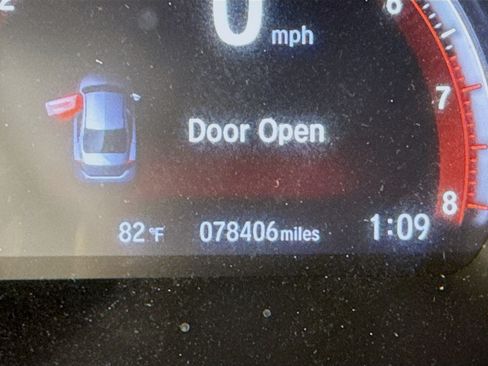 Used 2019 Honda Civic Sport image 16