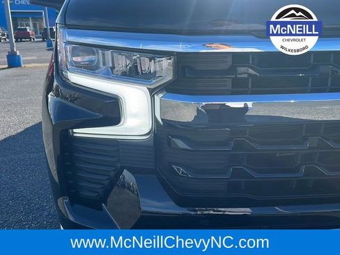 Used 2024 Chevrolet Silverado 1500 LT image 11